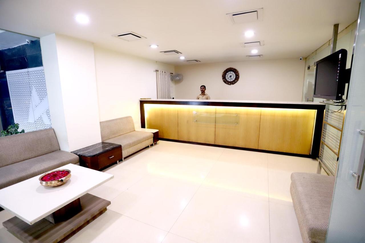 Hotel Blue Pearl Bhopal Exterior photo